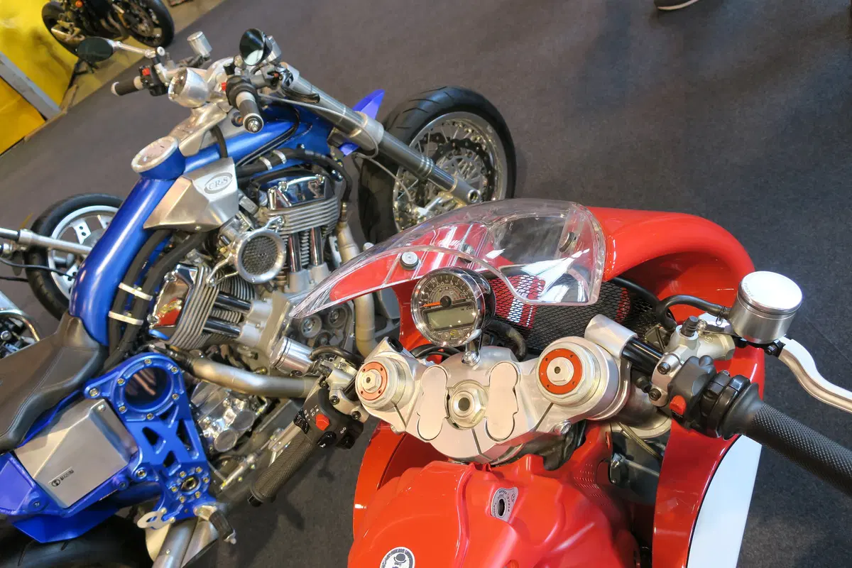 Due special Duu da Officine Metalliche (3)