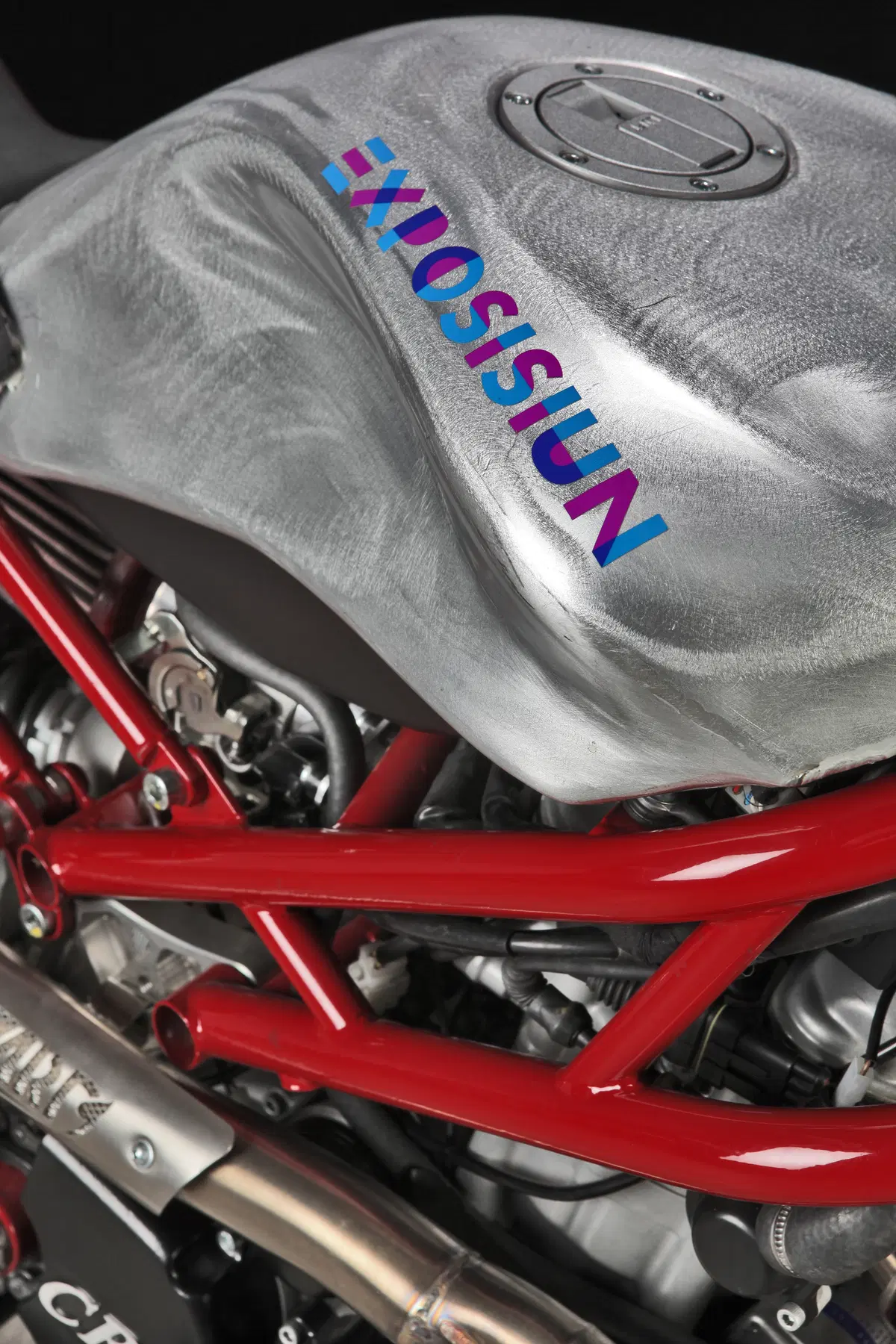 CR&S crea la Vun stile motard: la Exposisiun (4)