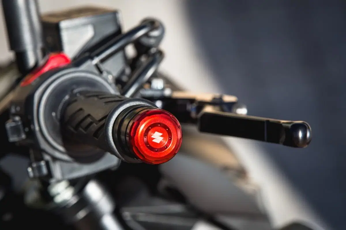 Suzuki GSX-S750  2017 (7)