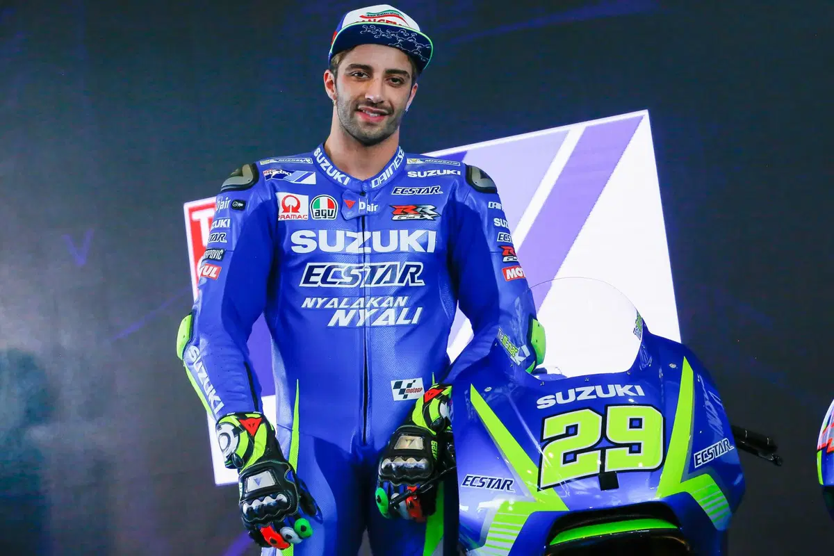MotoGP. La presentazione del team Suzuki (10)