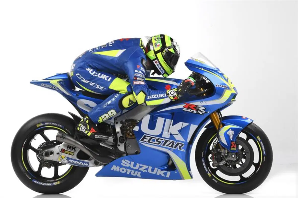 MotoGP. La presentazione LIVE del team Suzuki (8)