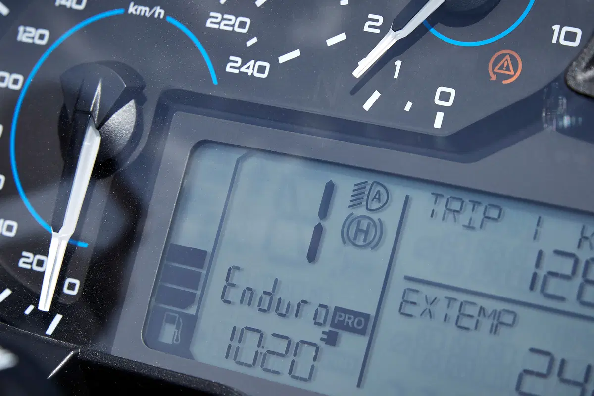 BMW R1200GS Rallye ed Exclusive Test (17)