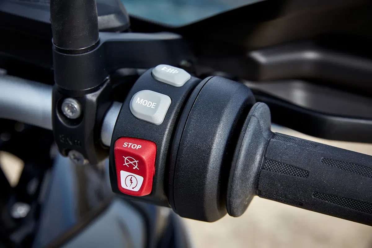 BMW R1200GS Rallye ed Exclusive Test (30)