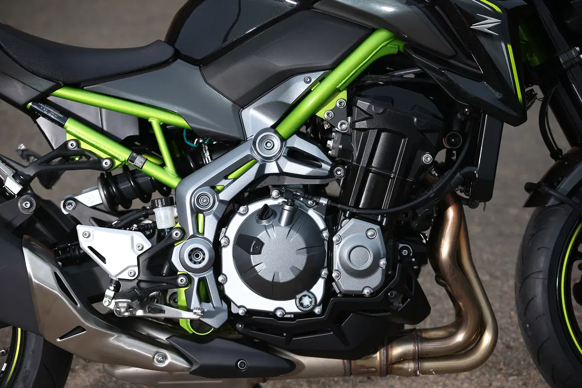 Kawasaki Z900