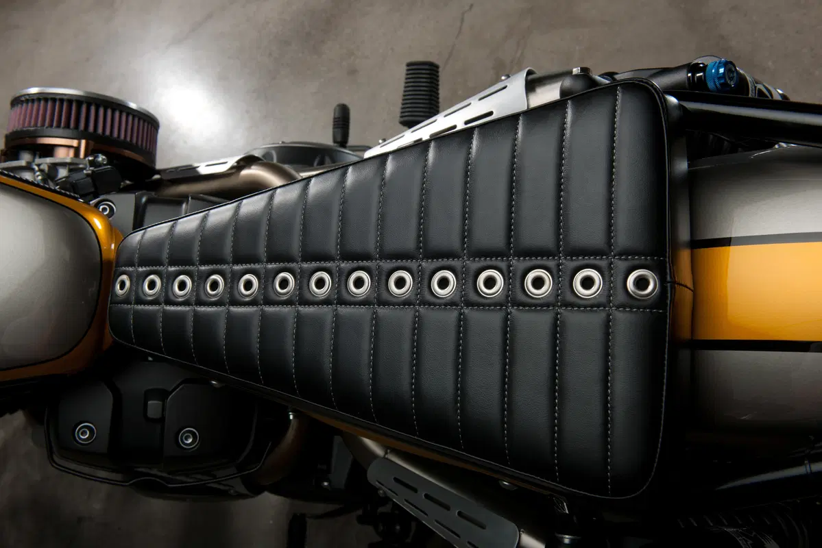 Yamaha SCR950 Yard Built by Jeff Palhegyi