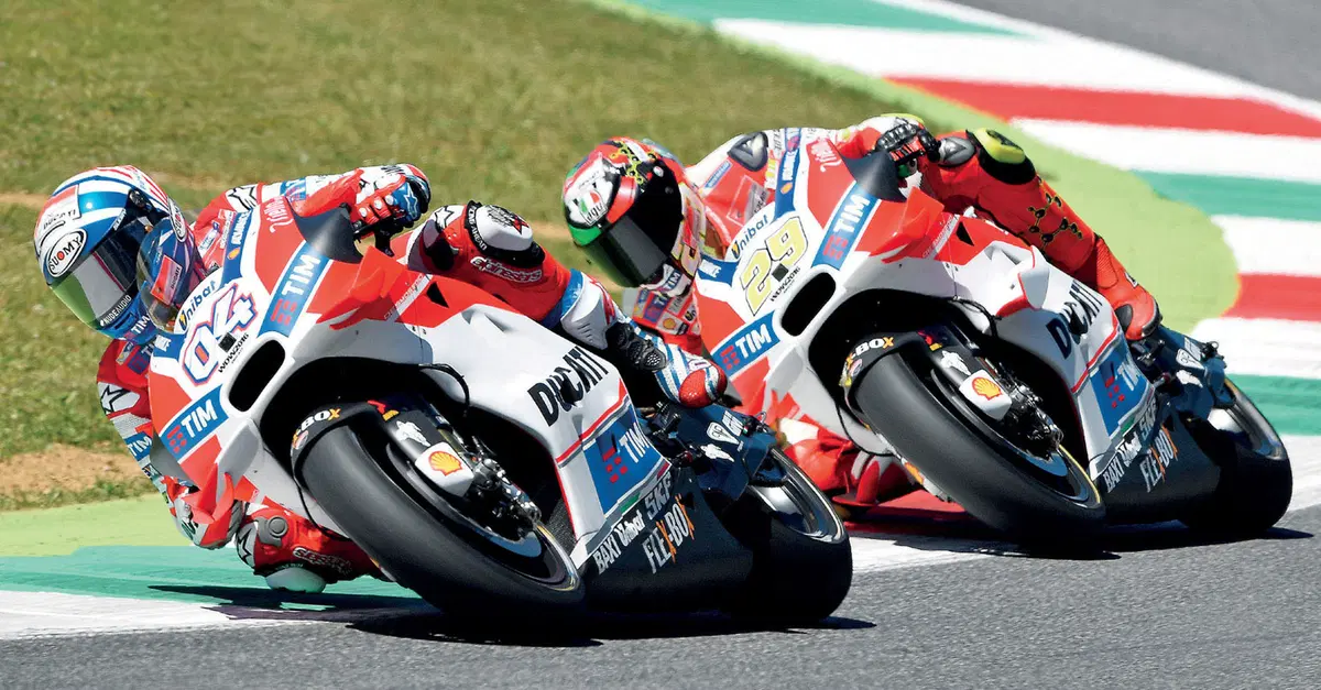 Libri per motociclisti. "Ducati Corse. 2016 Official Yearbook"