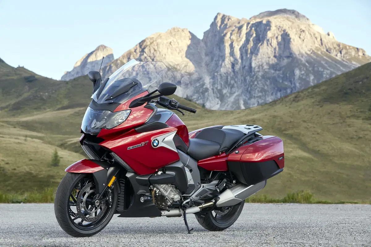 BMW K1600GT 2017. Sei cilindri di puro piacere (5)