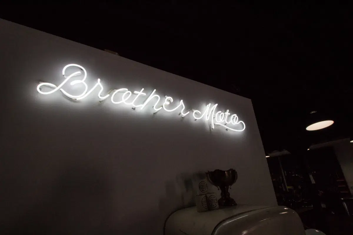 Brother Moto, un'officina per condividere la passione