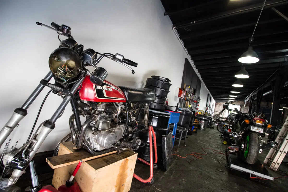 Brother Moto, un'officina per condividere la passione (2)