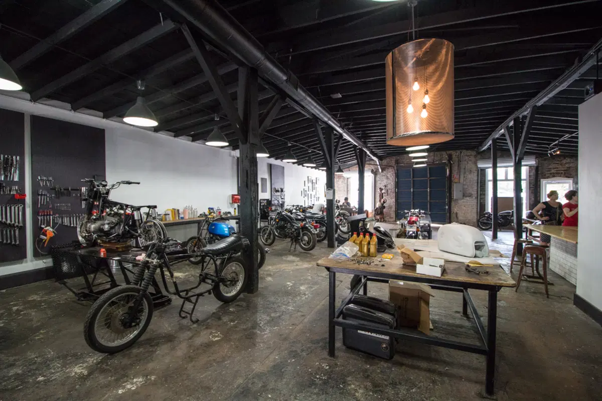 Brother Moto, un'officina per condividere la passione (3)