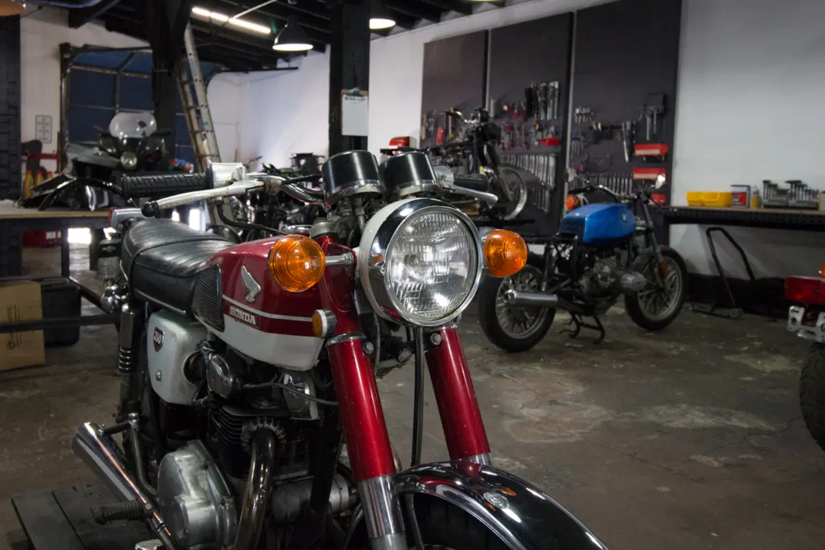 Brother Moto, un'officina per condividere la passione (5)