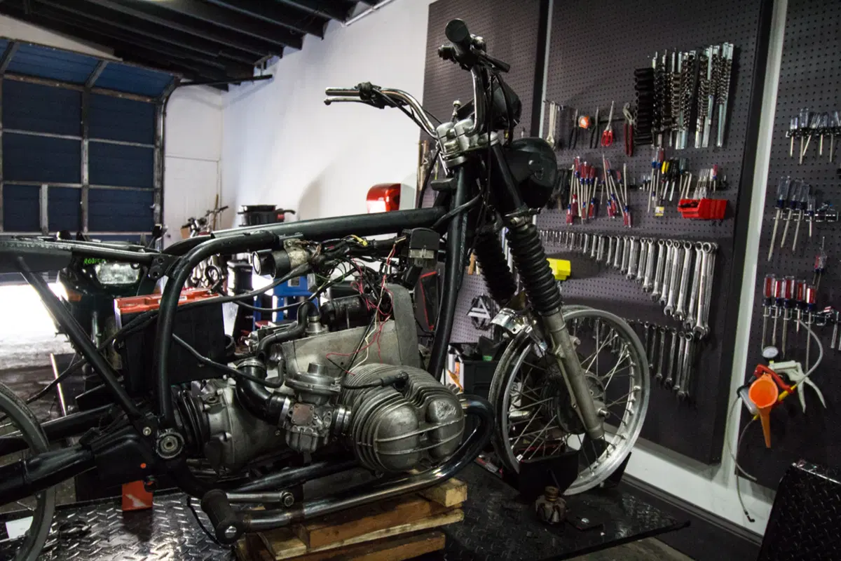 Brother Moto, un'officina per condividere la passione (7)