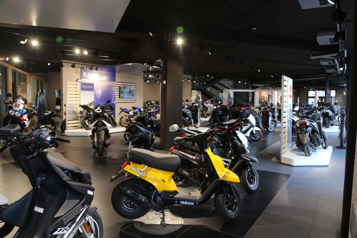 Moto Shop Parma: la nuova Visual Identity Yamaha parte dall’Italia (15)