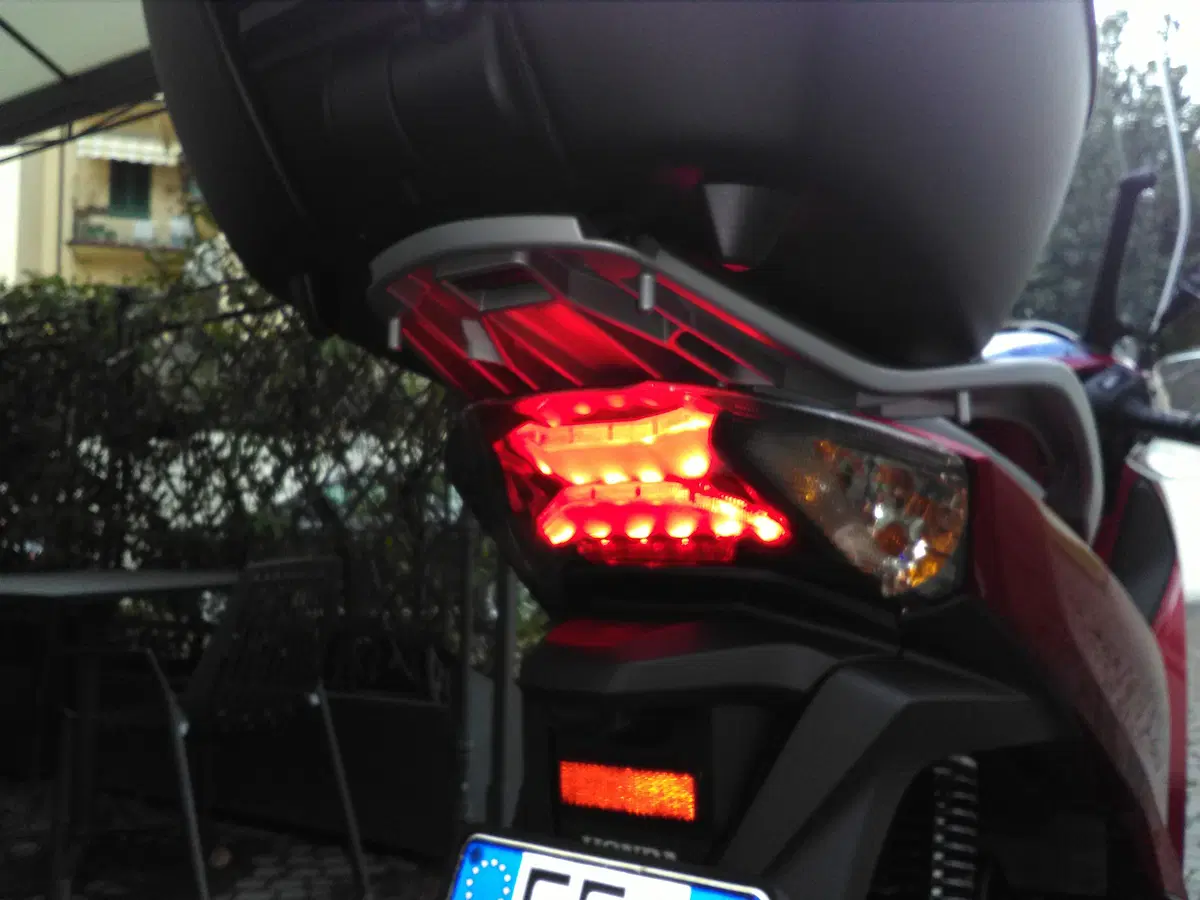 Honda SH125i e SH150i, gli scooter dei primati si rinnovano (24)