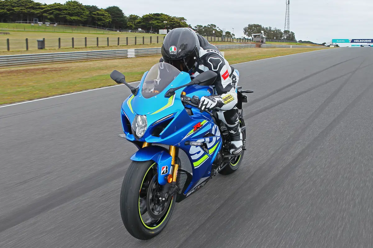 Suzuki GSX-R1000R (6)