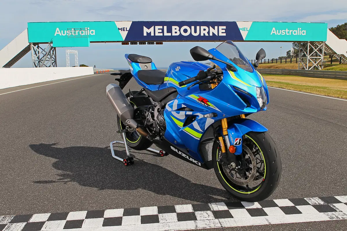 Suzuki GSX-R1000R (11)