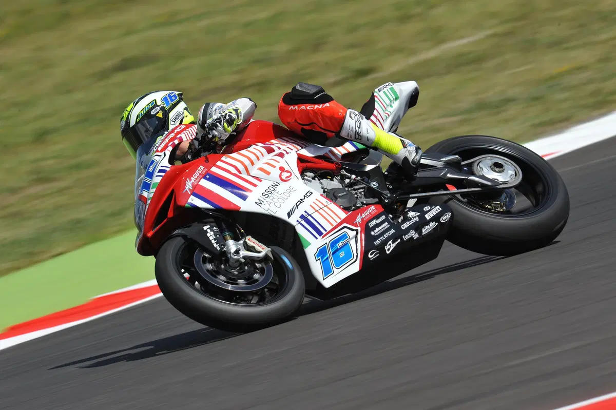 MV Agusta F3 RC vince a Misano con Missoni (3)