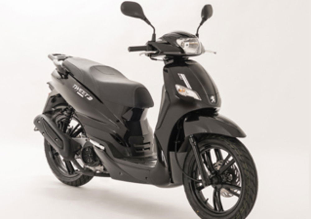 Peugeot Tweet 125 Double Black (2017 - 18) (2)