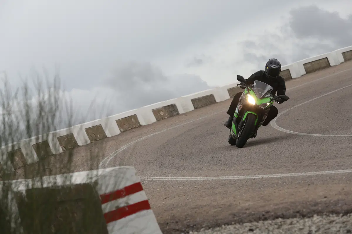 Kawasaki Ninja 650 KRT  2017 (3)