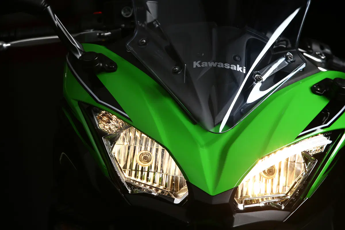 Kawasaki Ninja 650 KRT  2017 (13)