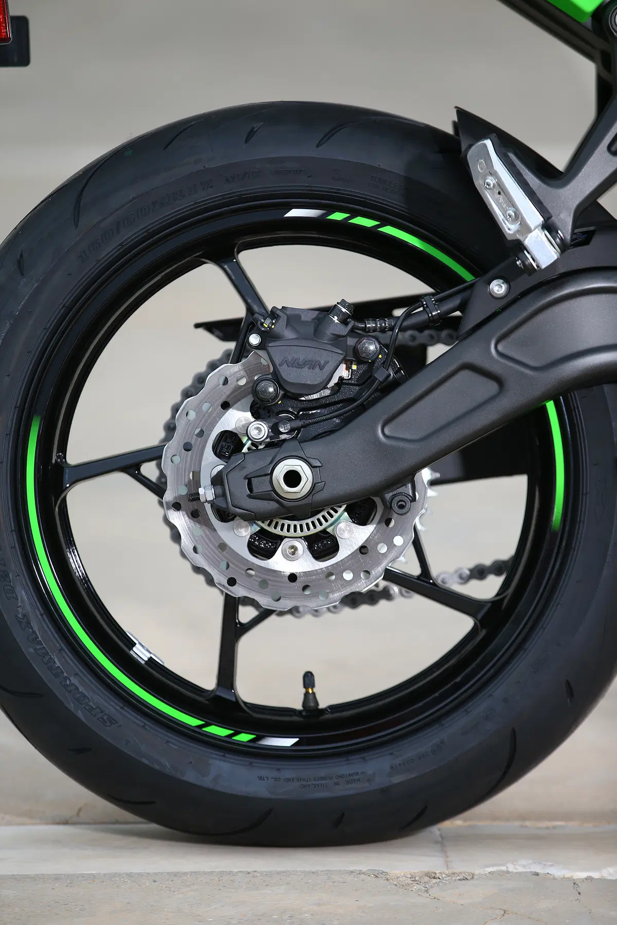 Kawasaki Ninja 650 KRT  2017 (24)