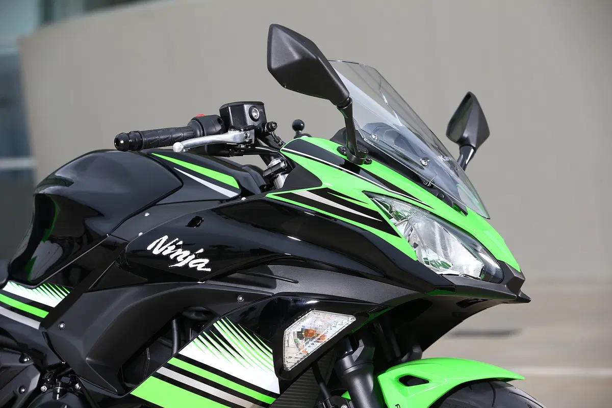 Kawasaki Ninja 650 KRT  2017 (12)