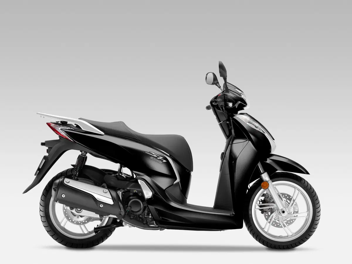Honda SH300i ABS (6)