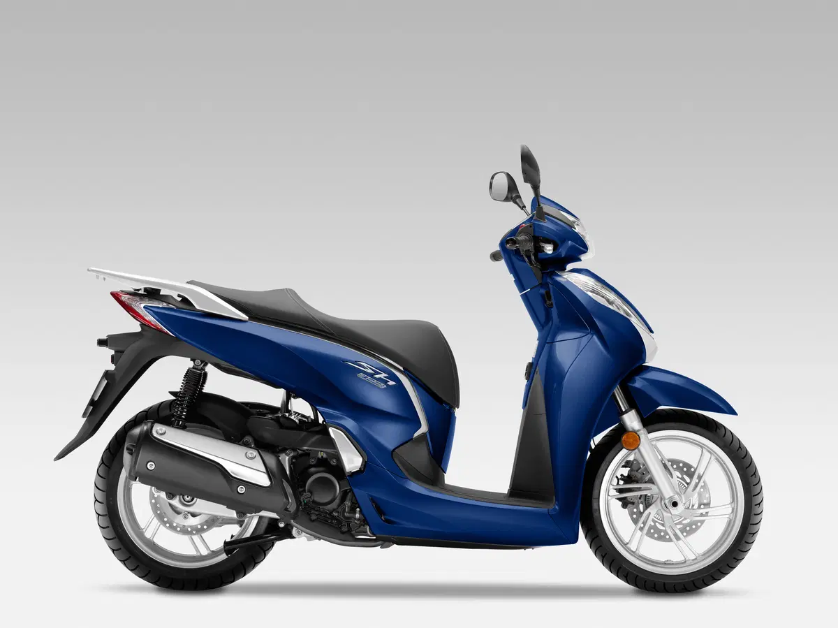 Honda SH300i ABS (5)