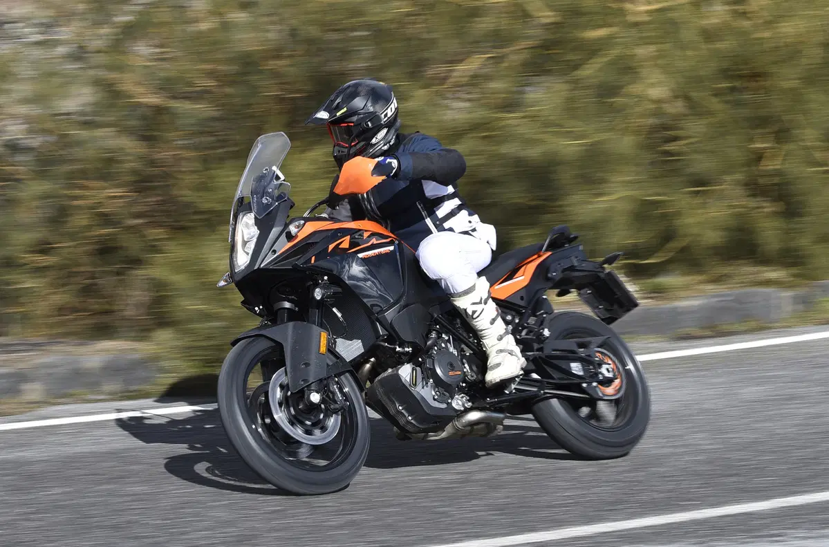 KTM 1090 Adventure 2017. Che botta di cavalli! (6)