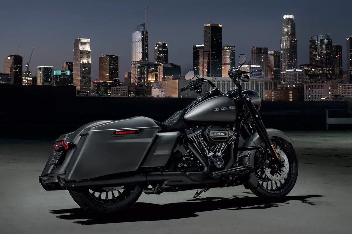 Harley-Davidson Touring 107 Road King Special (2017 - 18) - FLHRXS (3)