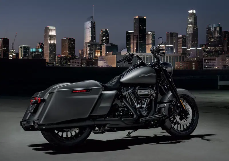 Harley-Davidson Touring 107 Road King Special (2017 - 18) - FLHRXS (3)