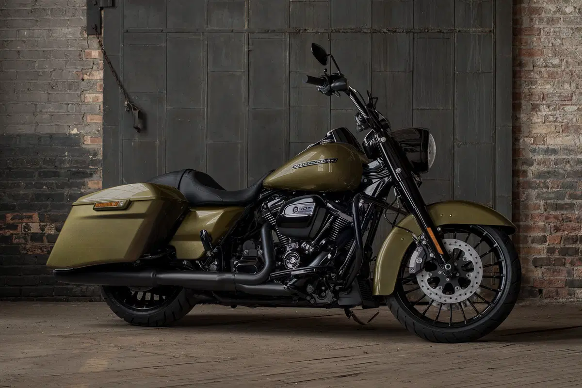 Harley-Davidson Touring 107 Road King Special (2017 - 18) - FLHRXS (5)