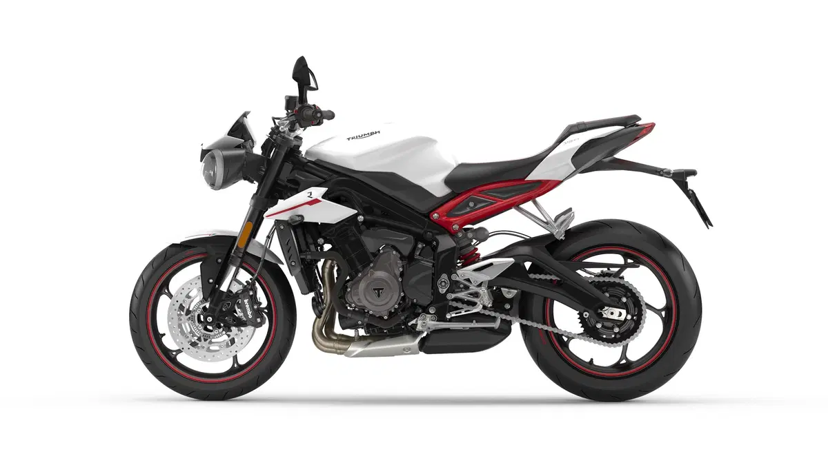 Triumph Street Triple 2017  Media eccellente (5)