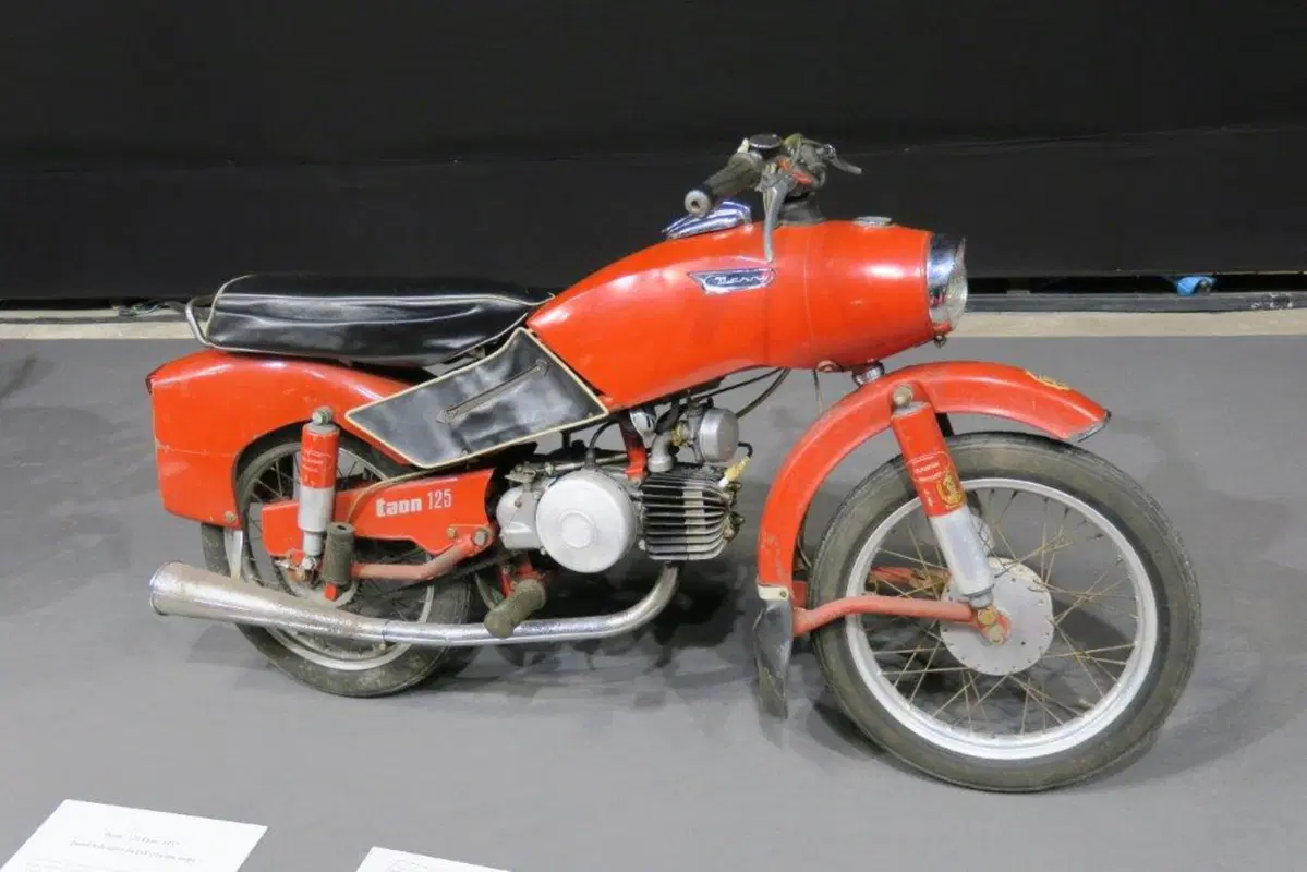 Cartoline da Retromobile Paris 2017 (13)