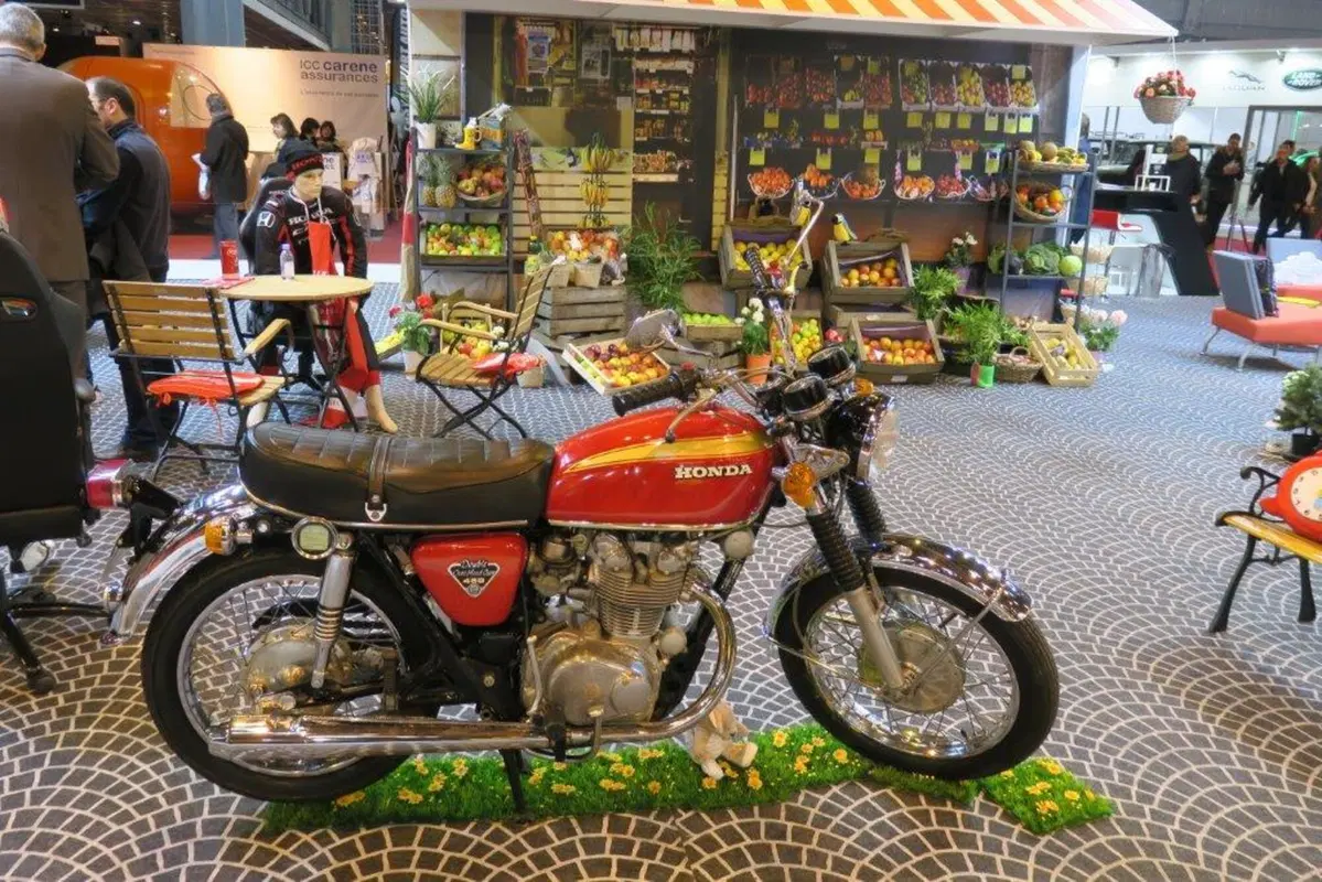 Cartoline da Retromobile Paris 2017 (22)