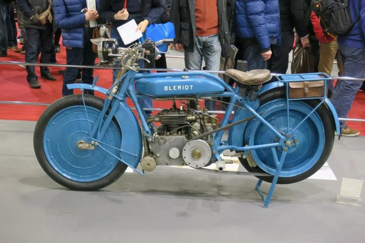 Cartoline da Retromobile Paris 2017 (26)