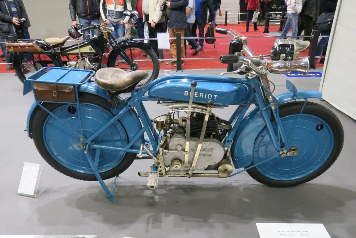 Cartoline da Retromobile Paris 2017 (29)