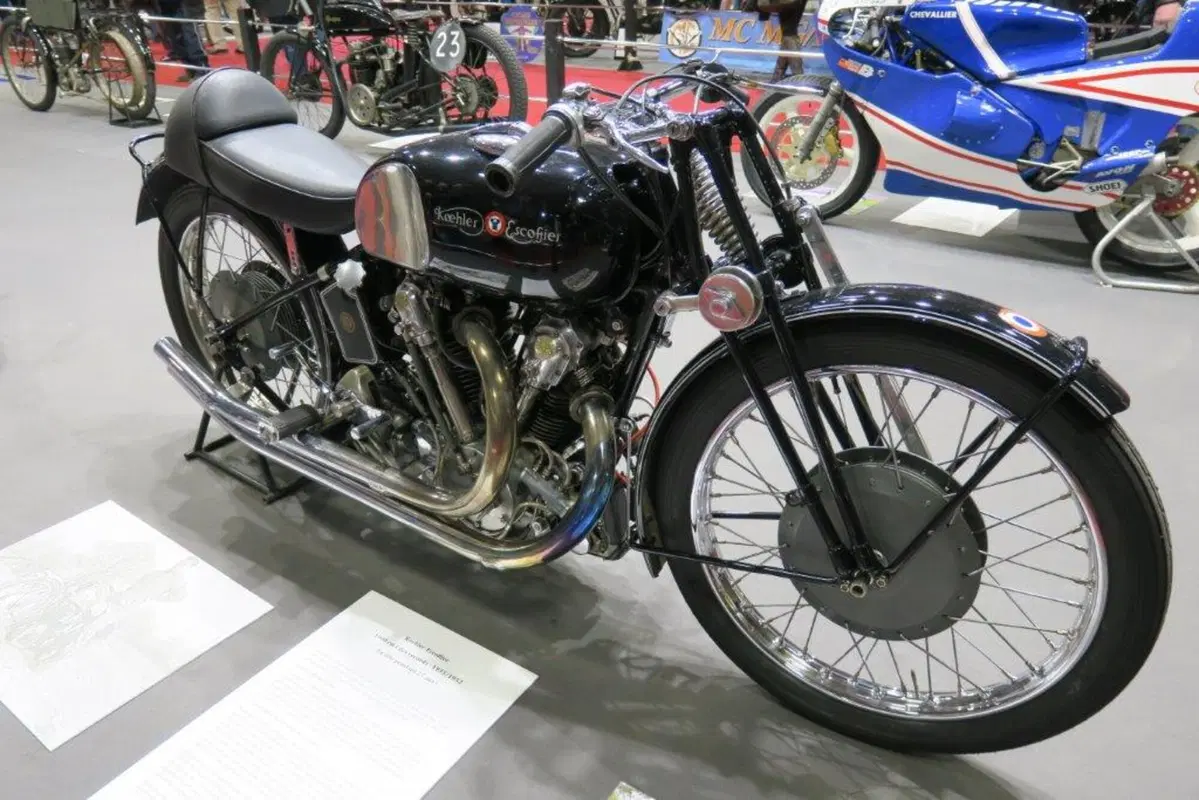 Cartoline da Retromobile Paris 2017 (33)