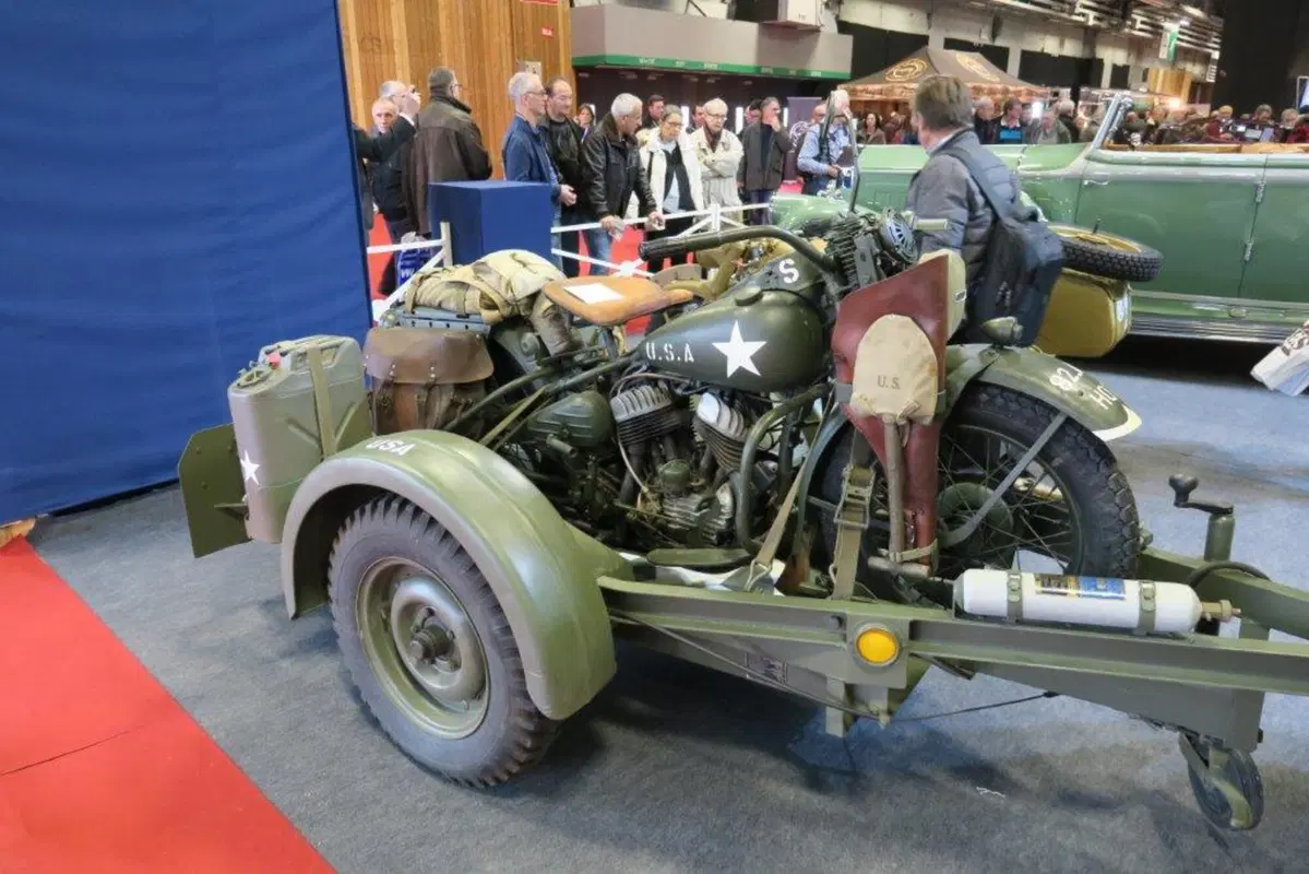 Cartoline da Retromobile Paris 2017 (34)