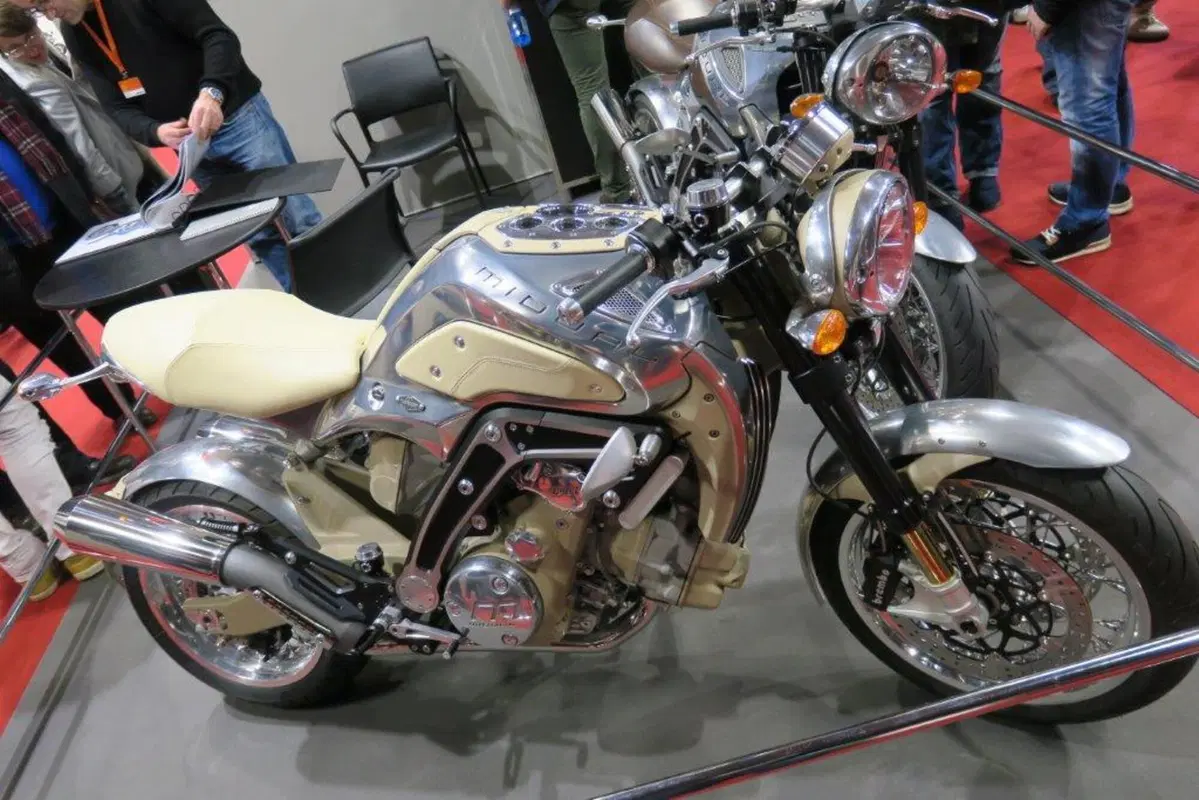 Cartoline da Retromobile Paris 2017 (37)