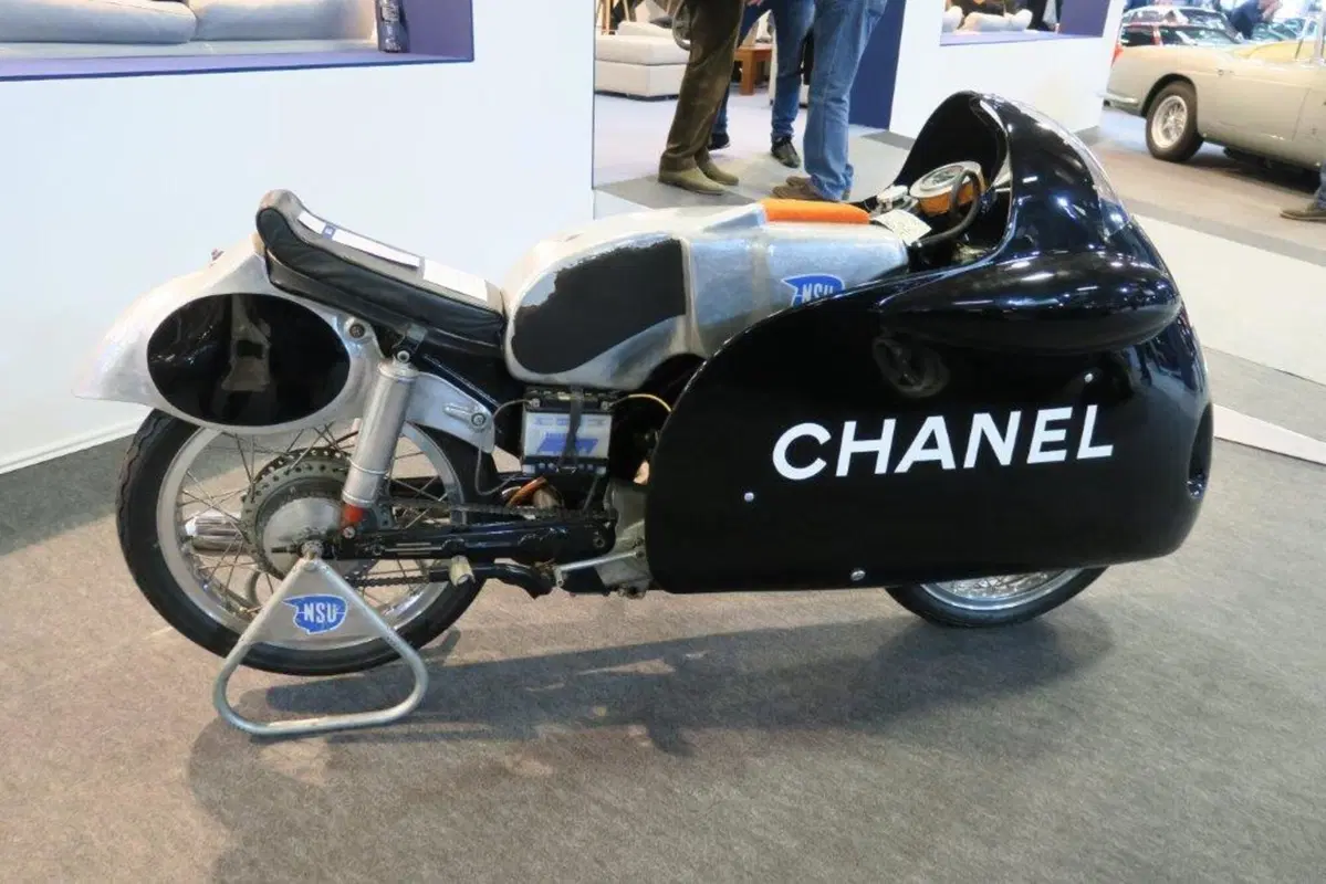 Cartoline da Retromobile Paris 2017 (42)