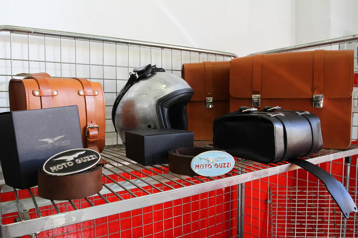 Moto Guzzi V7, il Garage che tutti vorremmo (13)