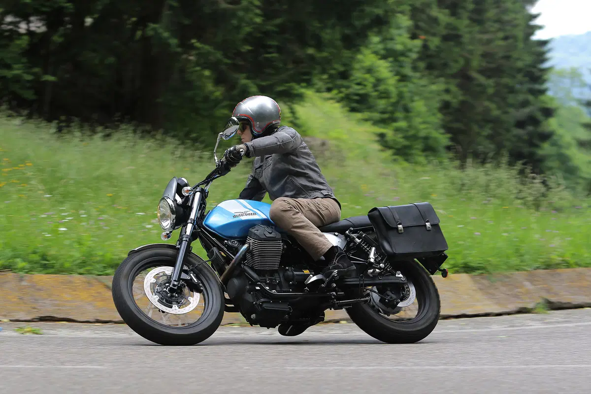 Moto Guzzi V7, il Garage che tutti vorremmo (23)