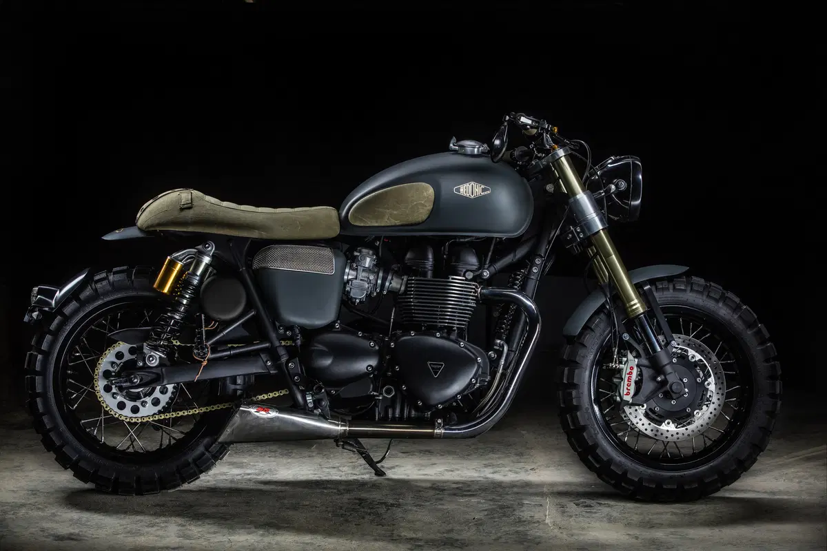 Triumph Thruxton R Hedonic