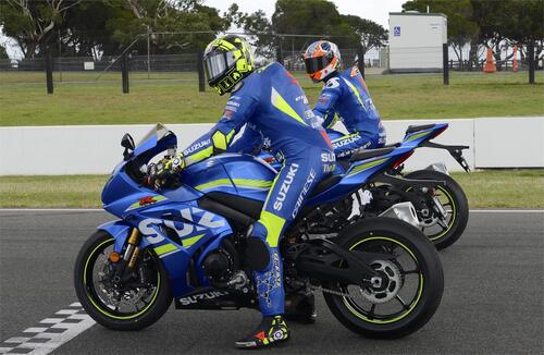 Suzuki GSX-R1000R: Iannone e Rins a Phillip Island [gallery] (9)