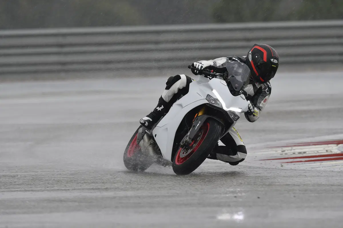 Ducati Super Sport 939 test (8)