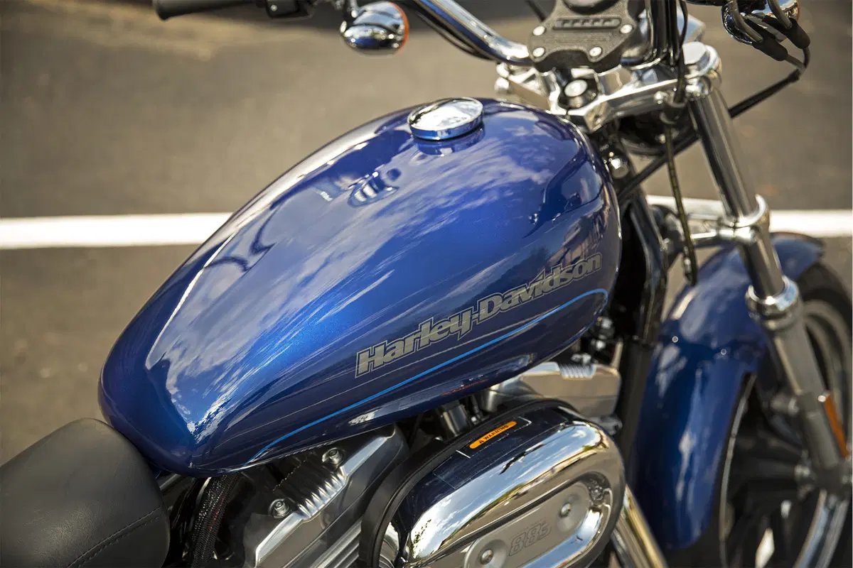Harley-Davidson Sportster 883 SuperLow (2017 - 20) - XL 883L (5)