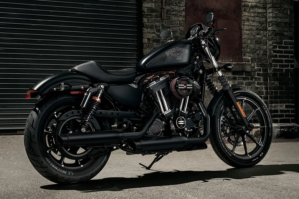 Harley-Davidson Sportster 883 Iron (2017 - 20) - XL 883N (11)