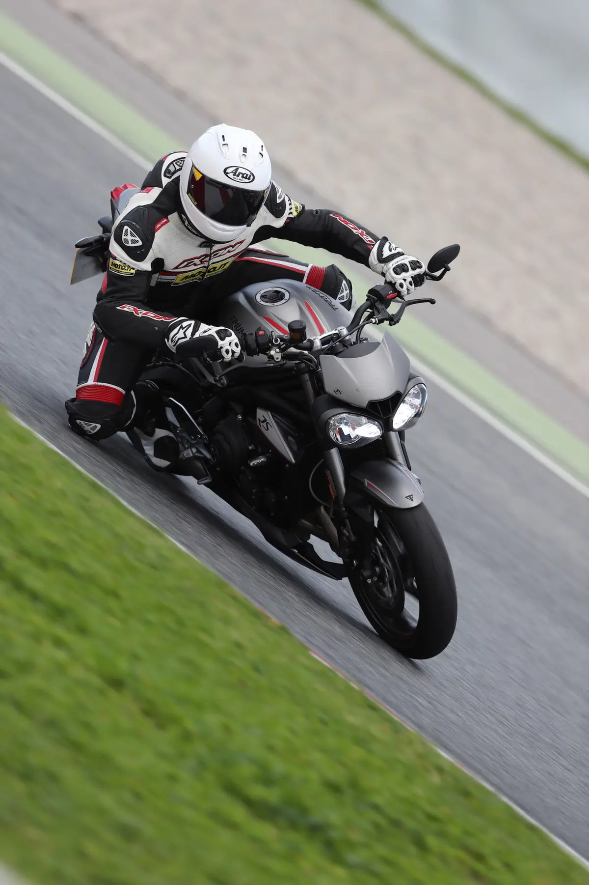 Triumph Street Triple 2017 RS  Media eccellente (8)