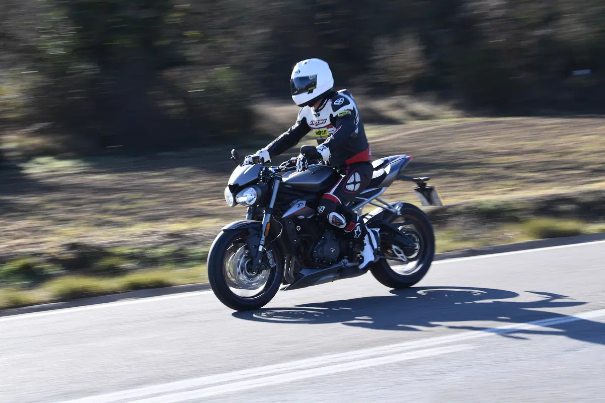 Triumph Street Triple 2017 RS  Media eccellente (10)